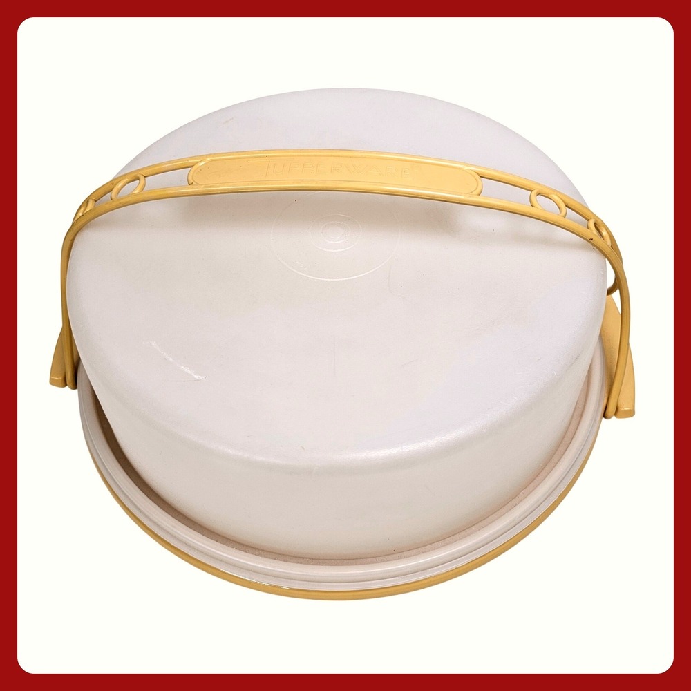 Tupperware‎ Vintage Round Cake Taker Harvest Gold Carrier L EUC